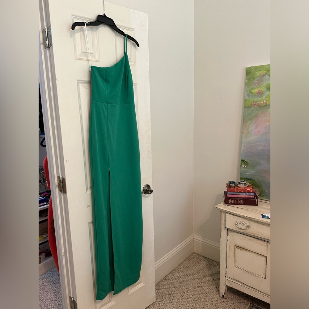 NWT green lulus floor length dress
